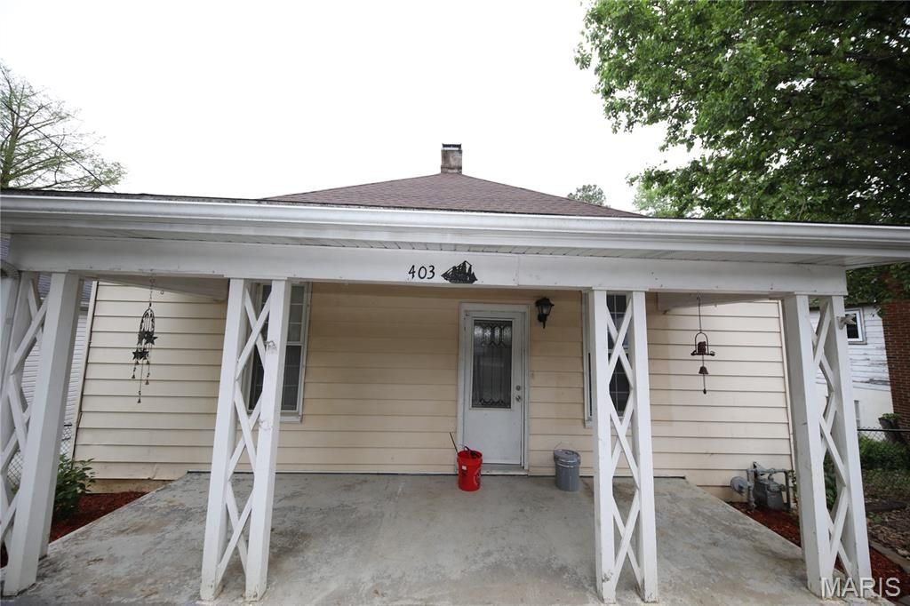 403 S Aurora Street , Collinsville, IL 62234 Main Photo