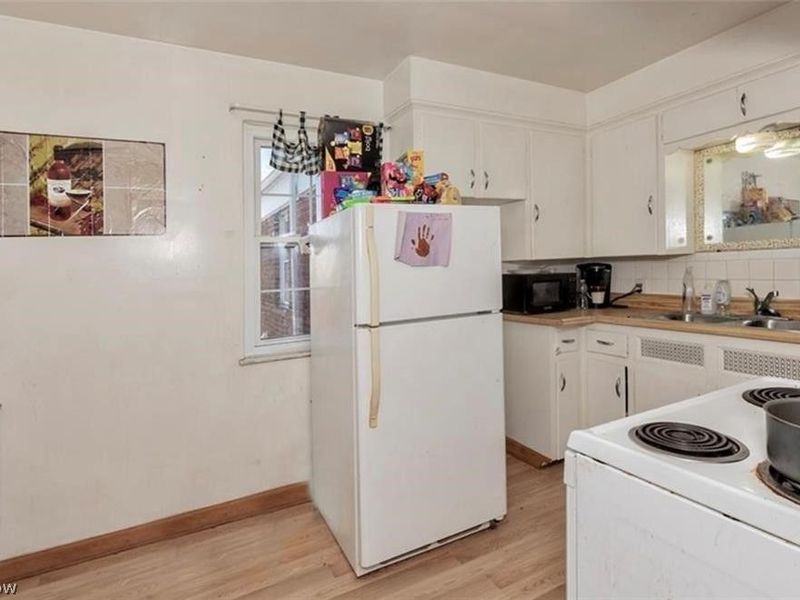 1460 S Belvoir Boulevard, South Euclid, OH 44121 Photo 8