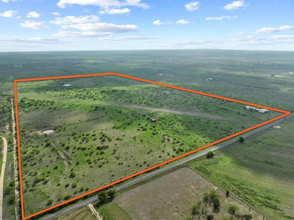 14104 Hokanson RD, Del Valle, TX 78617