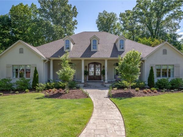 409 Pinnacle Drive, Tuscaloosa, AL 35406