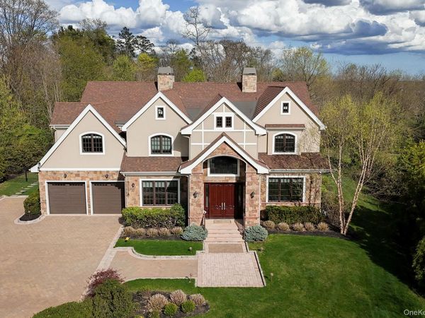 11 Buckingham Court , Muttontown, NY 11791