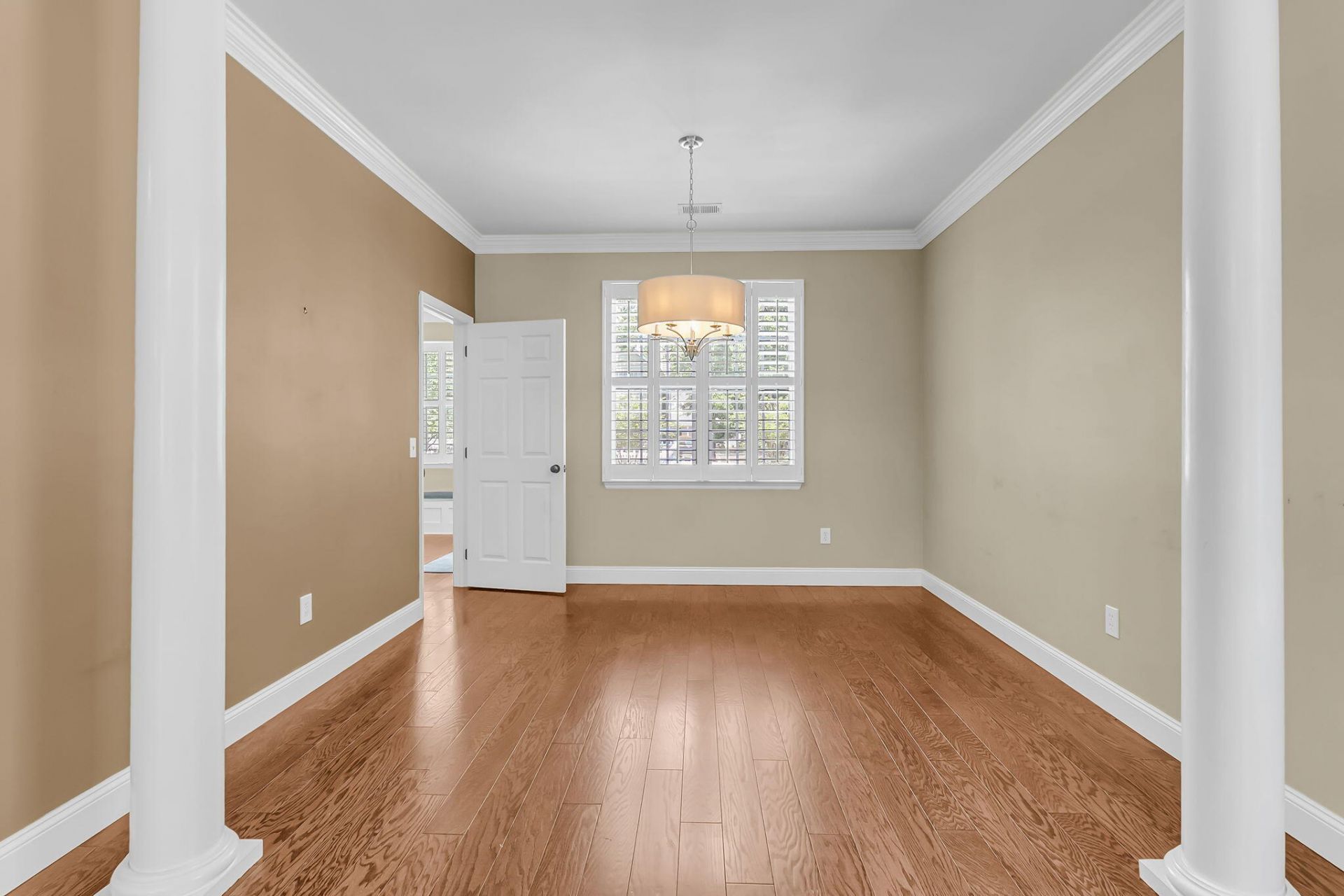 1249 Laurel Park Trail Photo 11