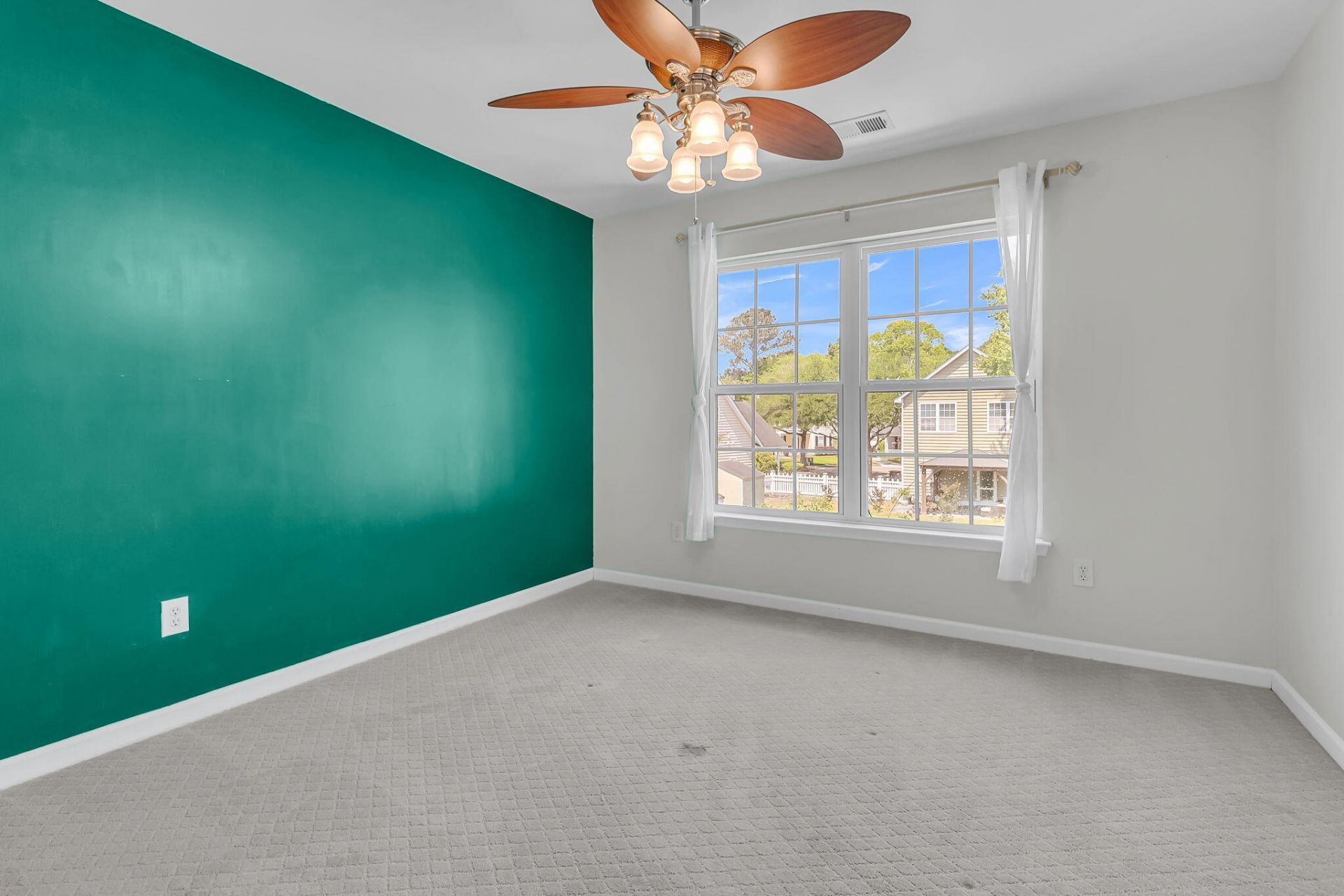 1249 Laurel Park Trail Photo 27