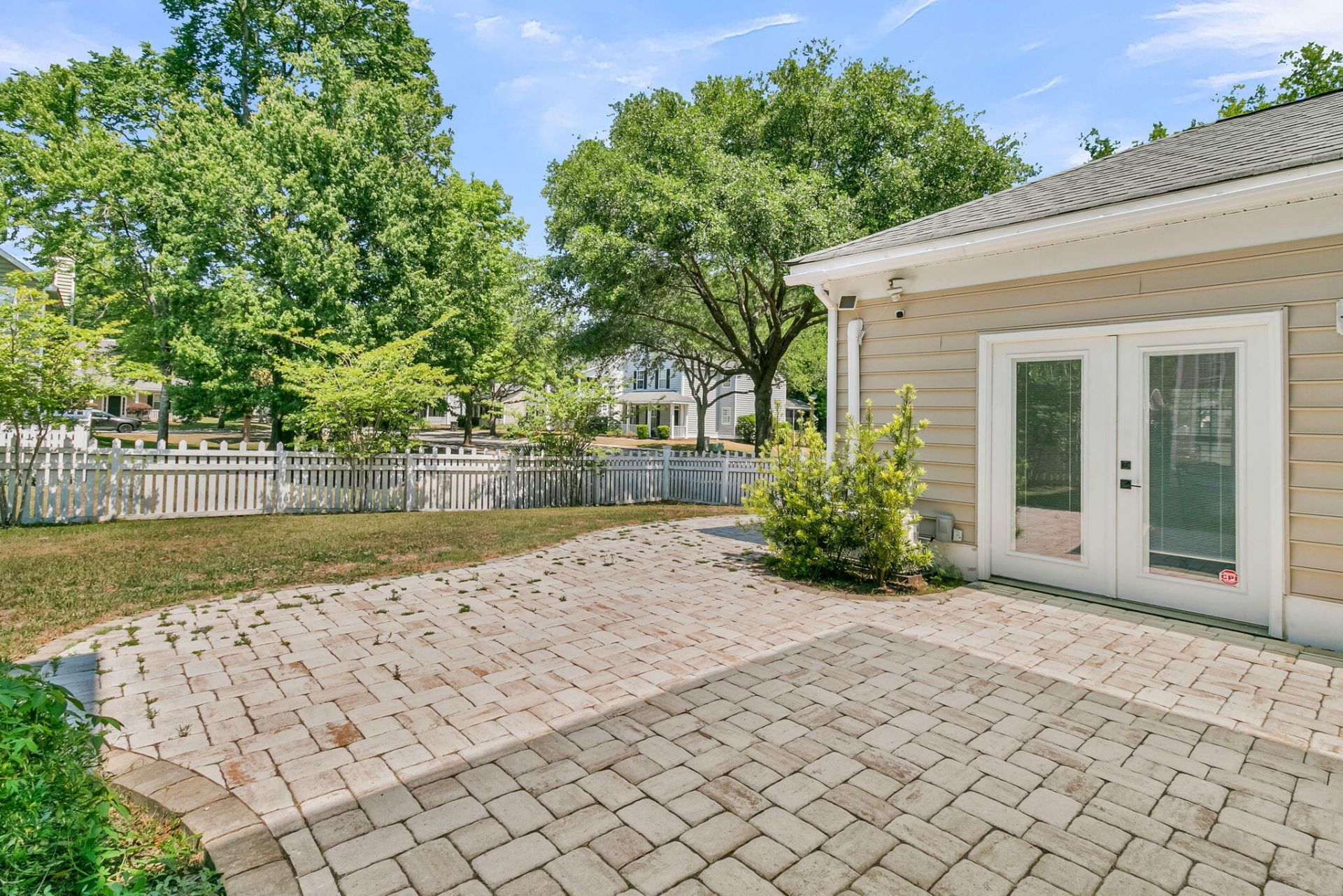 1249 Laurel Park Trail Photo 38