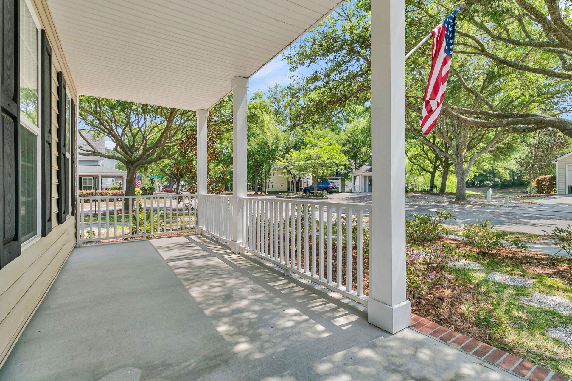 1249 Laurel Park Trail Photo 4