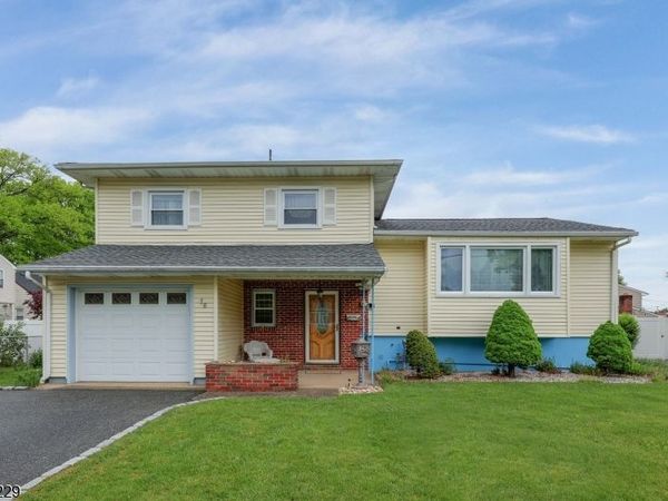 76 Harrison St, Clark, NJ 07066