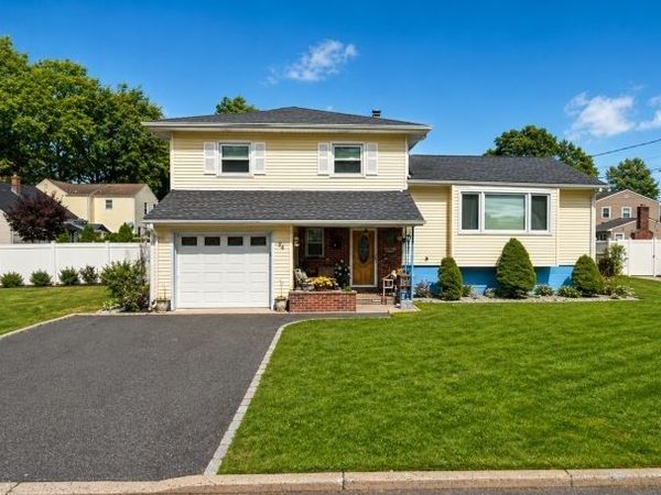 76 Harrison St, Clark, NJ 07066