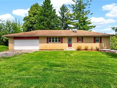 3598 Roselawn Drive, Beavercreek, OH 45430