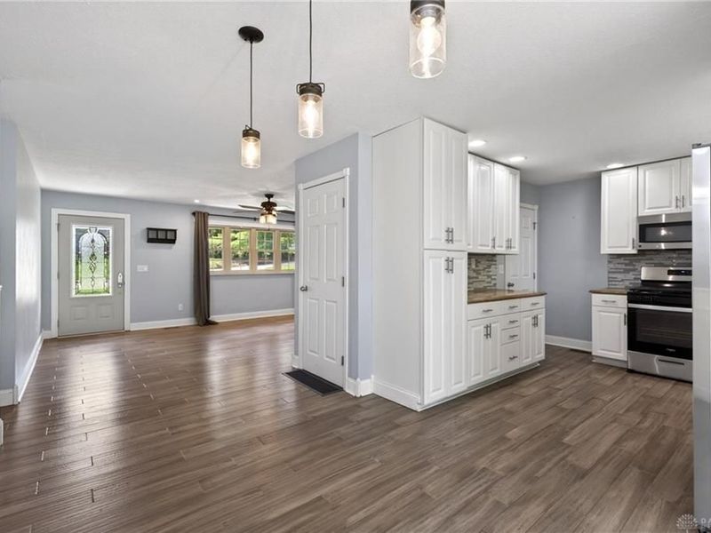 3598 Roselawn Drive, Beavercreek, OH 45430 Photo 12