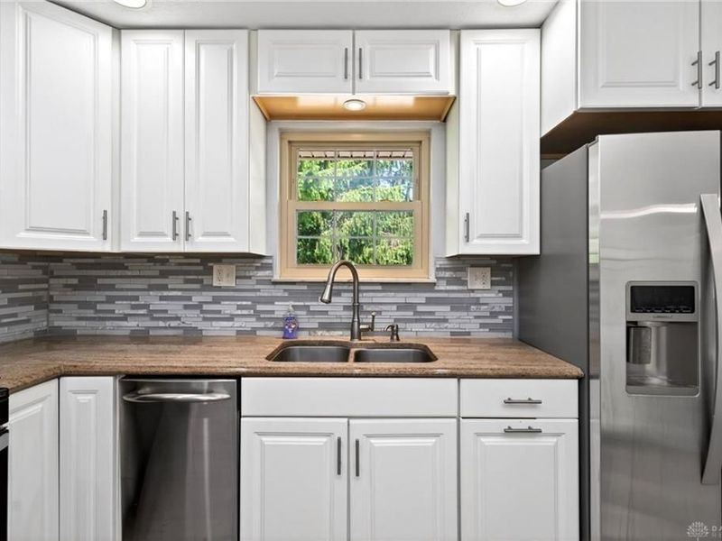 3598 Roselawn Drive, Beavercreek, OH 45430 Photo 15