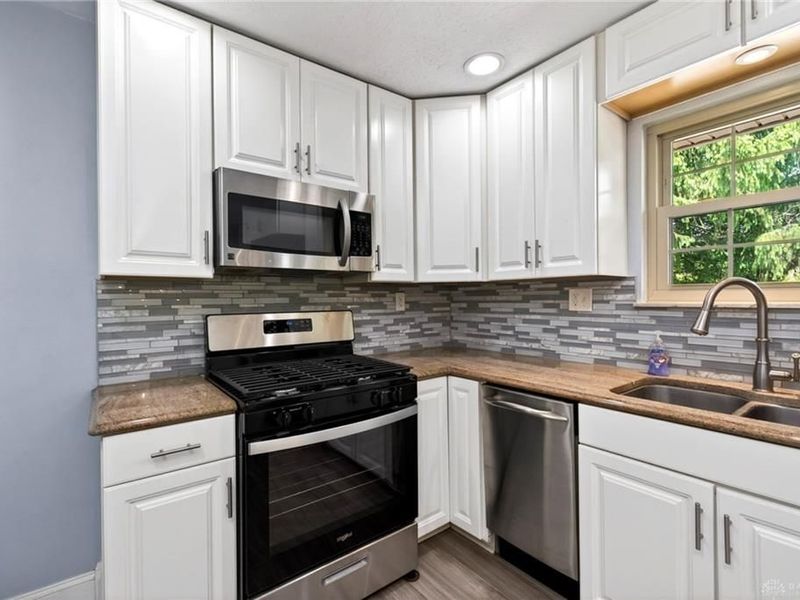 3598 Roselawn Drive, Beavercreek, OH 45430 Photo 17