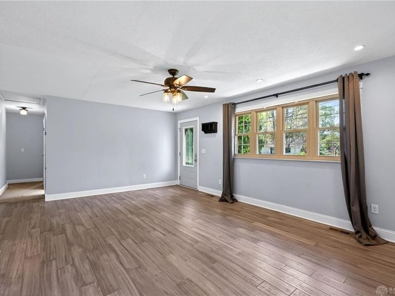 3598 Roselawn Drive, Beavercreek, OH 45430 Photo 9