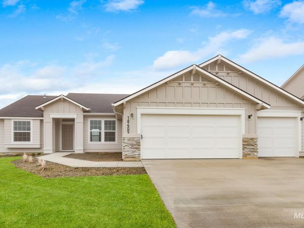 8215 E Cool River Lp, Nampa, ID 83687