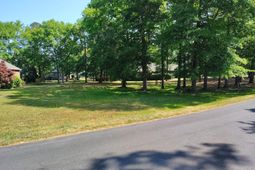 218 Ridge Lake Drive photo 4