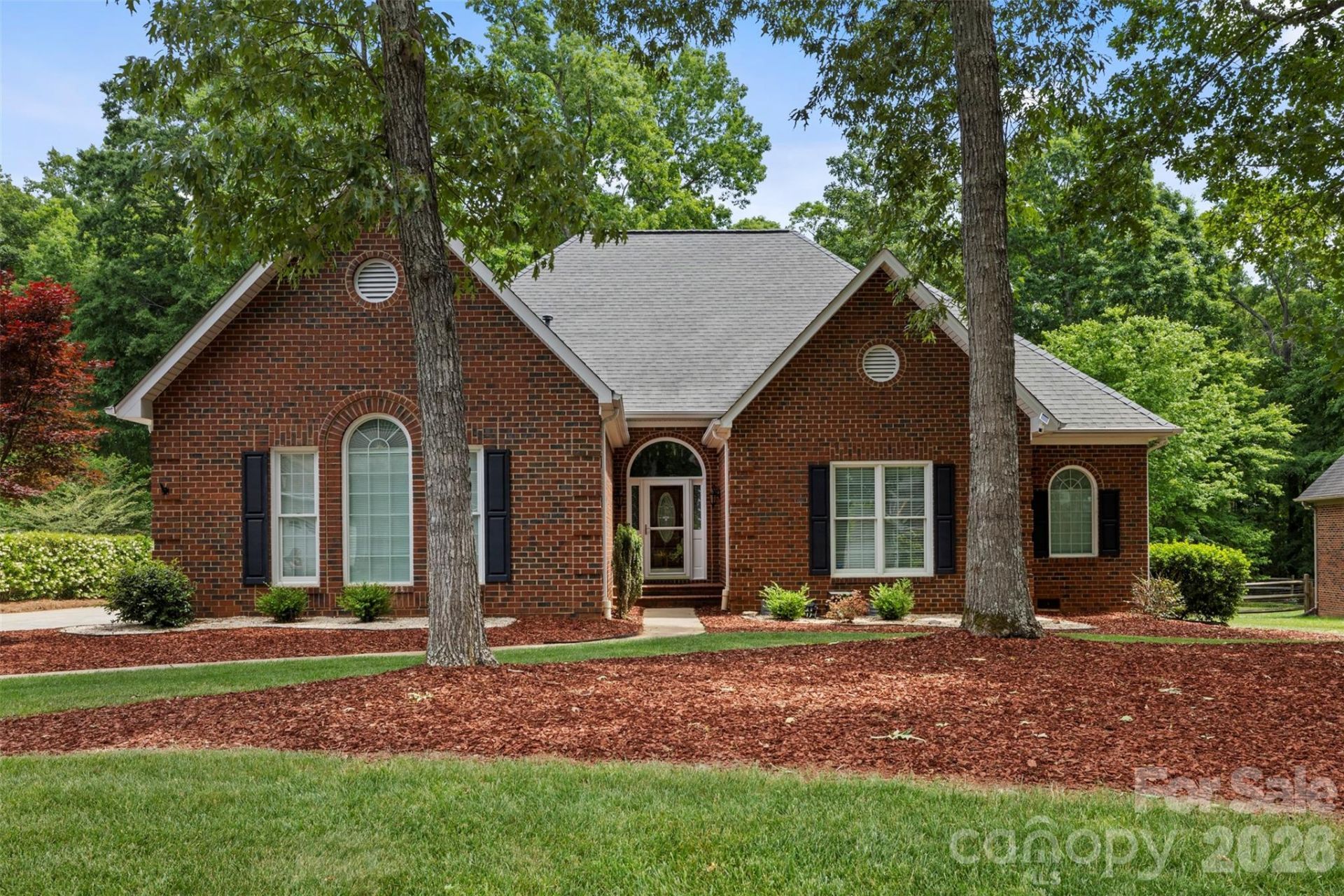 1320 Mill Race Lane, Matthews, NC 28104 Main Photo