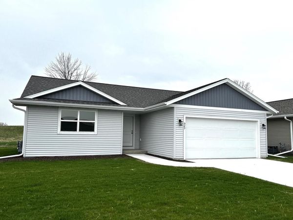 923 Sully WAY, Sheboygan Falls, WI 53085