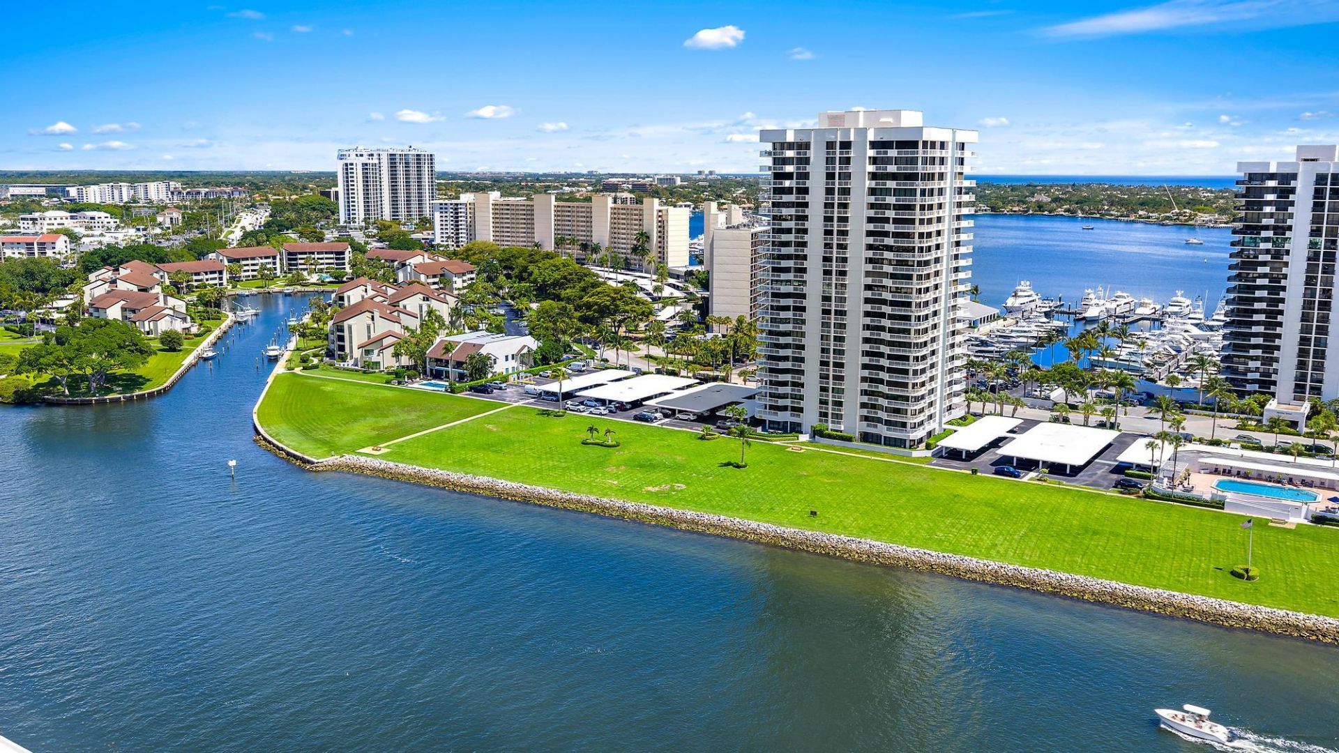 123 Lakeshore Drive, Unit 445, North Palm Beach, FL 33408 Photo