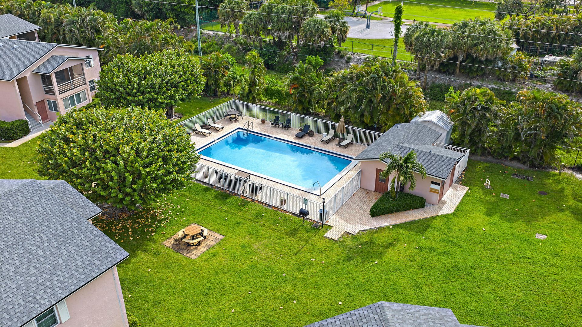 12386 Alternate A1a, Unit N7, Palm Beach Gardens, FL 33410 Photo