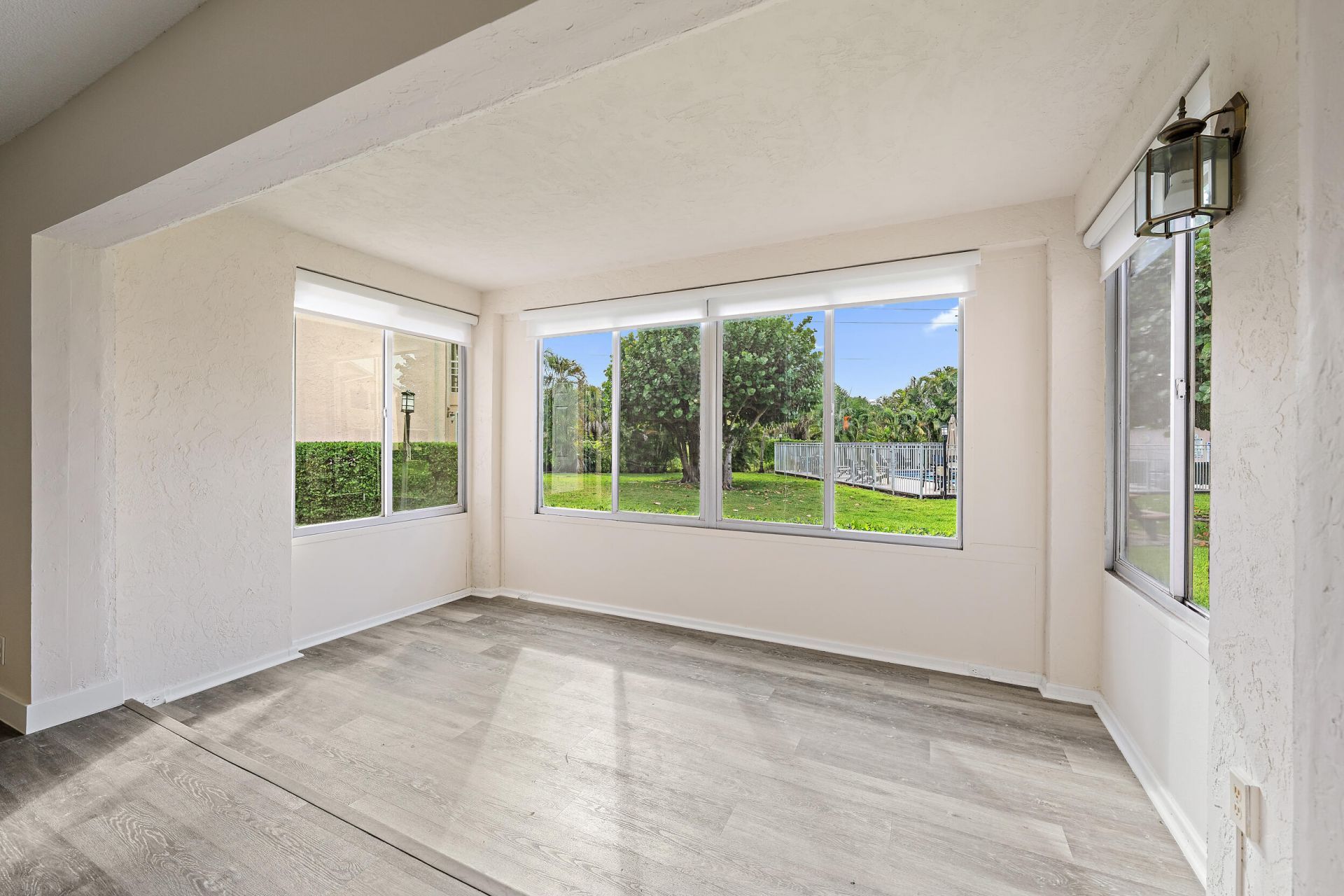 12386 Alternate A1a, Unit N7, Palm Beach Gardens, FL 33410 Photo