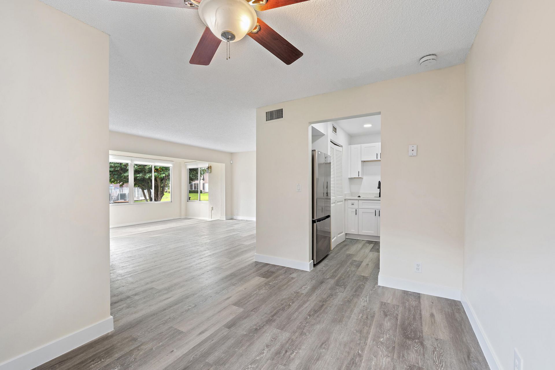 12386 Alternate A1a, Unit N7, Palm Beach Gardens, FL 33410 Photo