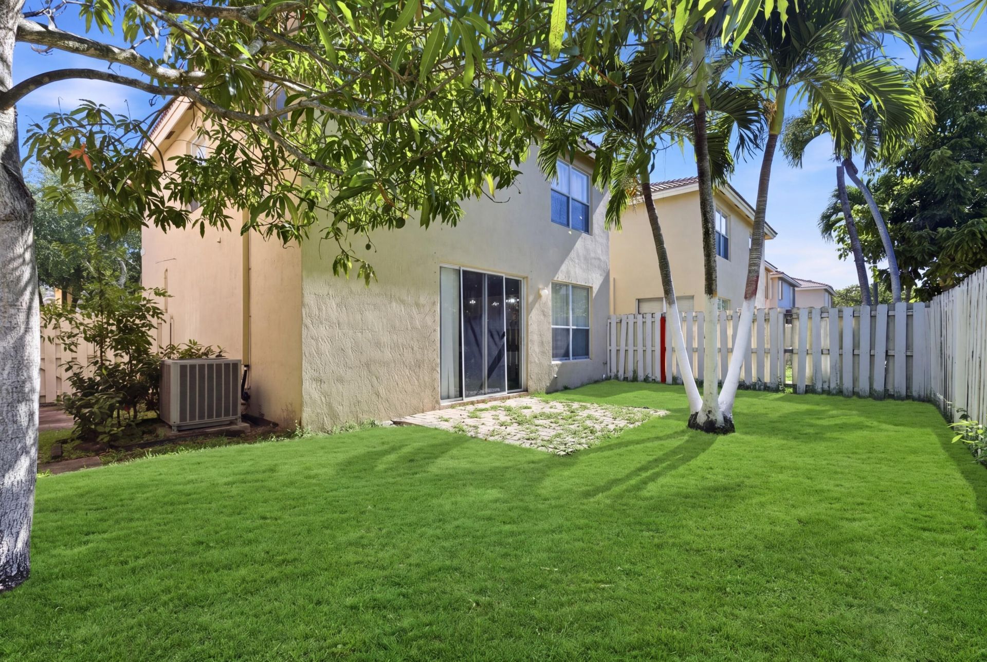4162 Winnipeg Way, West Palm Beach, FL 33409 Photo