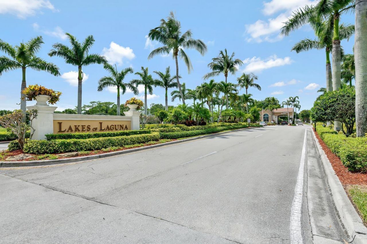4162 Winnipeg Way, West Palm Beach, FL 33409 Photo