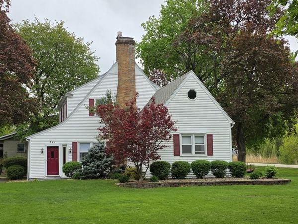 341 W 2nd Street , Prophetstown, IL 61277