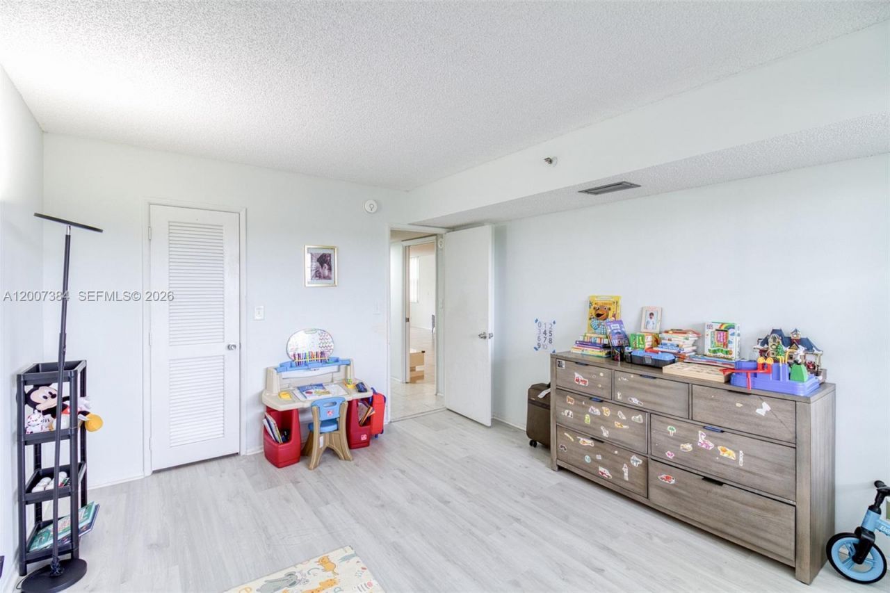 4015 W Palm Aire Dr, Unit 506, Pompano Beach, FL 33069 Photo