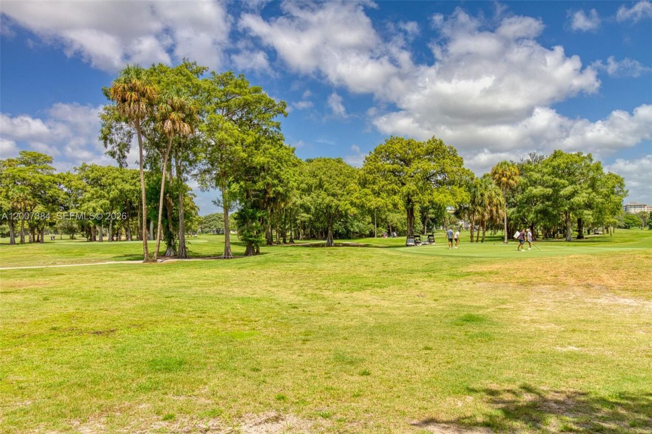 4015 W Palm Aire Dr, Unit 506, Pompano Beach, FL 33069 Photo
