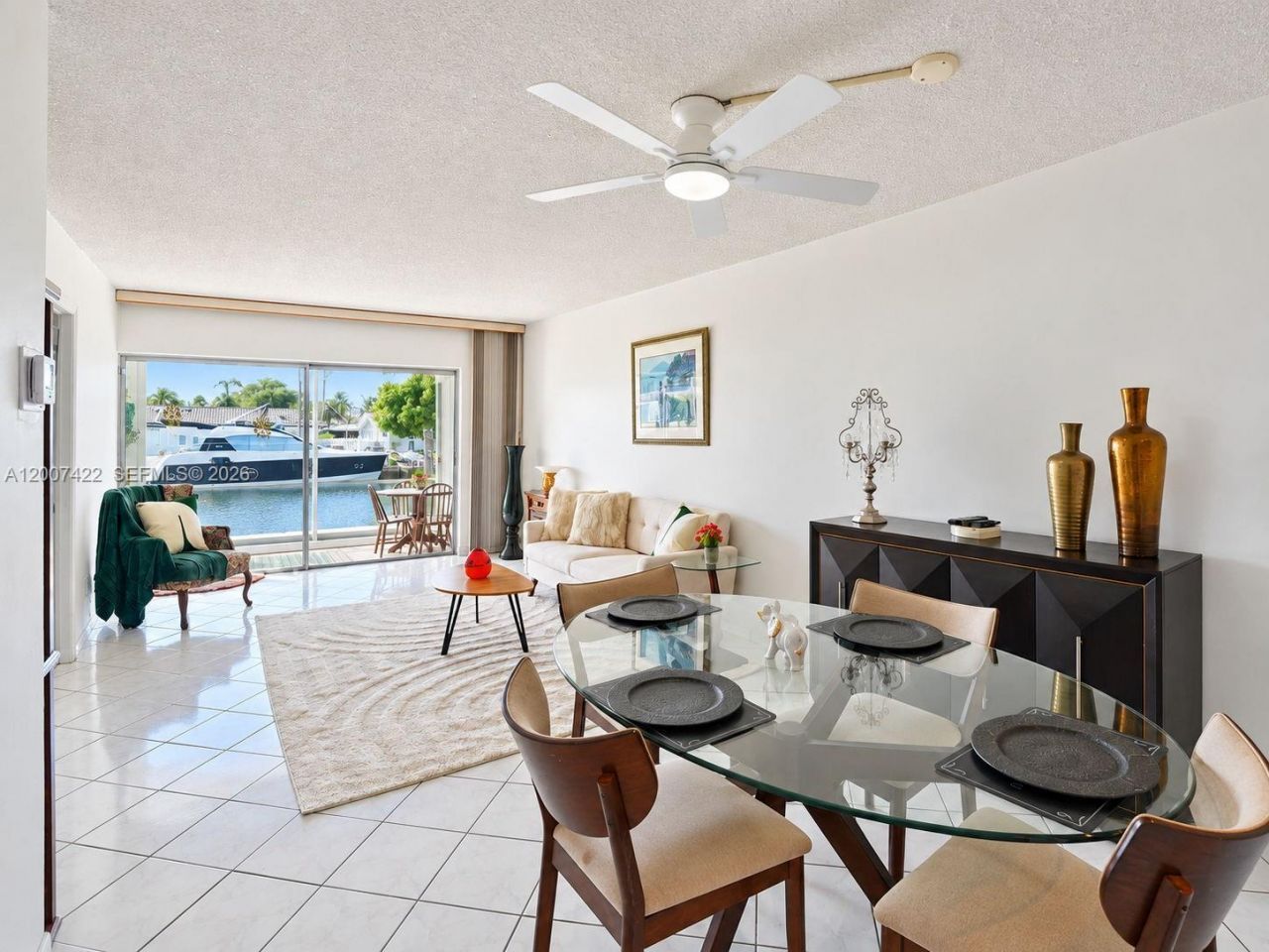 455 Paradise Isle Blvd, Unit 104, Hallandale Beach, FL 33009 Photo