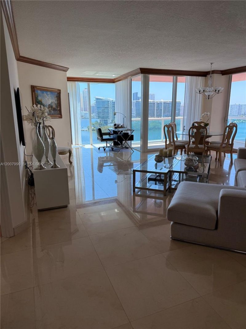 3370 Hidden Bay Dr, Unit 1213, Aventura, FL 33180 Photo