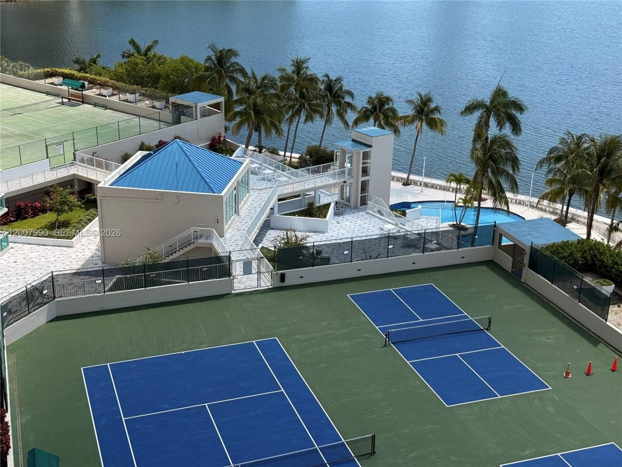 3370 Hidden Bay Dr, Unit 1213, Aventura, FL 33180 Photo