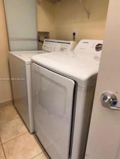 3370 Hidden Bay Dr, Unit 1213, Aventura, FL 33180 Photo