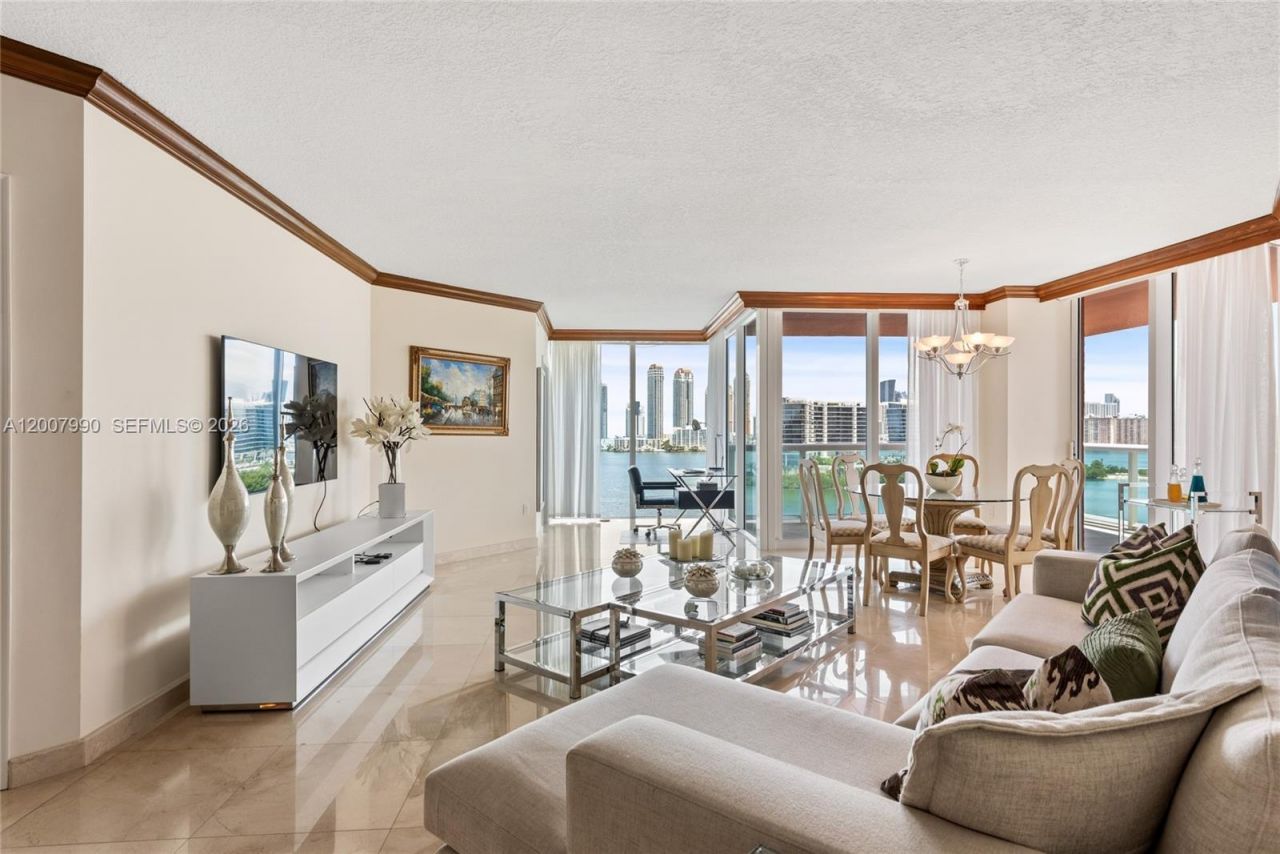 3370 Hidden Bay Dr, Unit 1213, Aventura, FL 33180 Photo