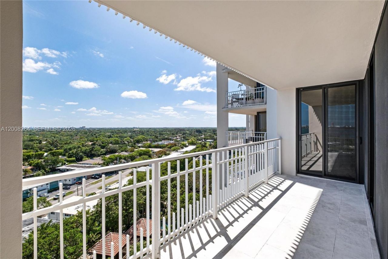 2000 Towerside Ter , Unit 1506, Miami, FL 33138 Photo