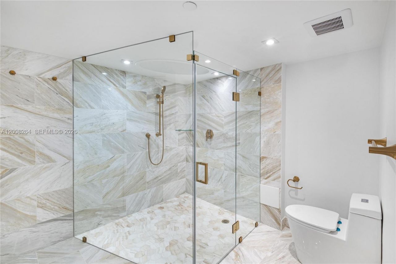 2000 Towerside Ter , Unit 1506, Miami, FL 33138 Photo