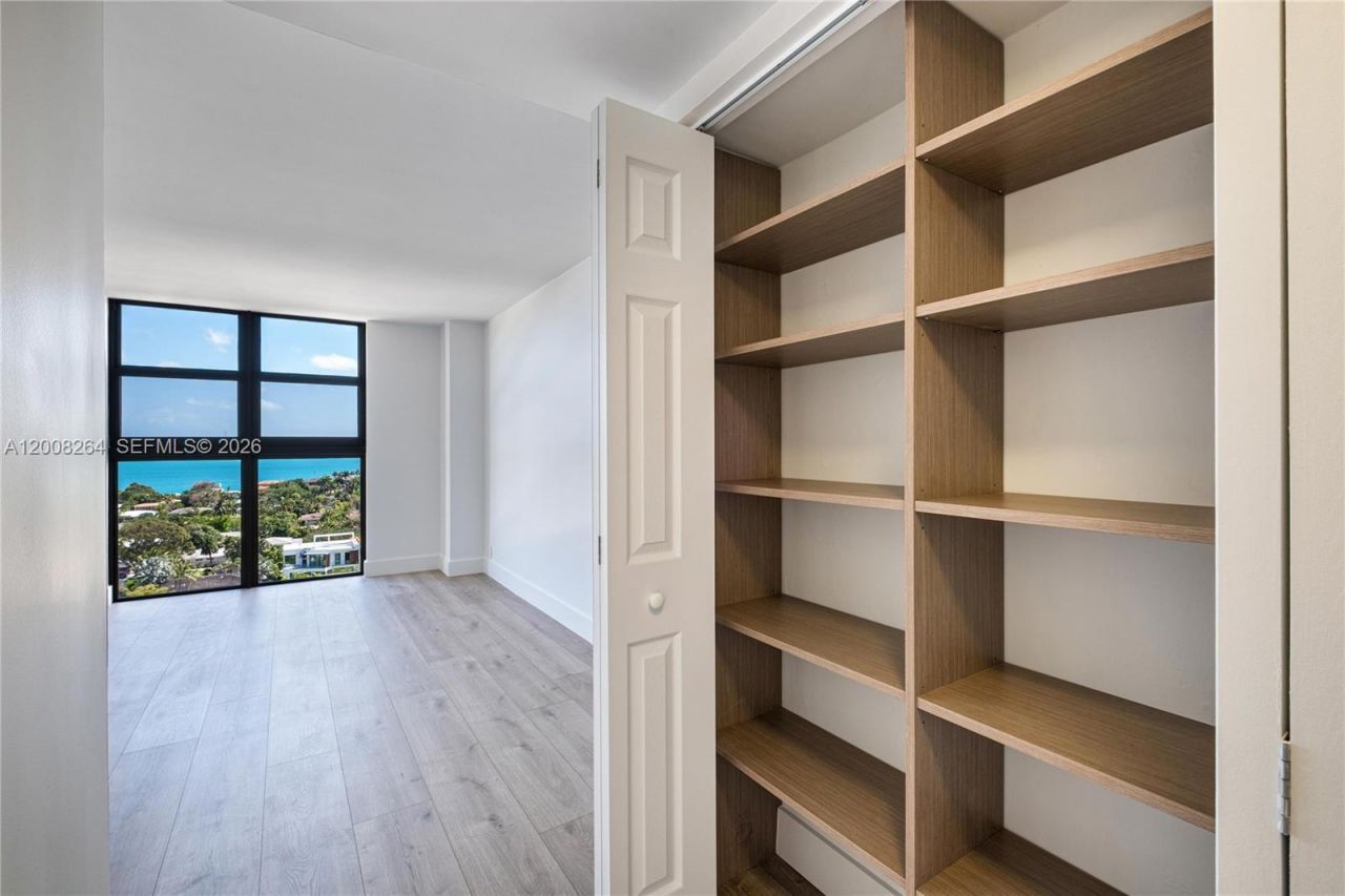 2000 Towerside Ter , Unit 1506, Miami, FL 33138 Photo
