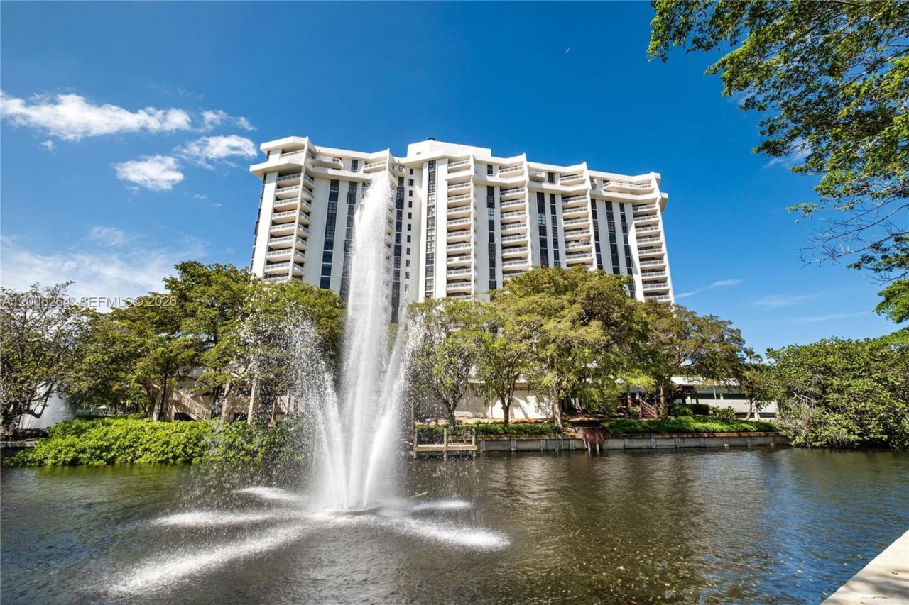 2000 Towerside Ter , Unit 1506, Miami, FL 33138 Photo