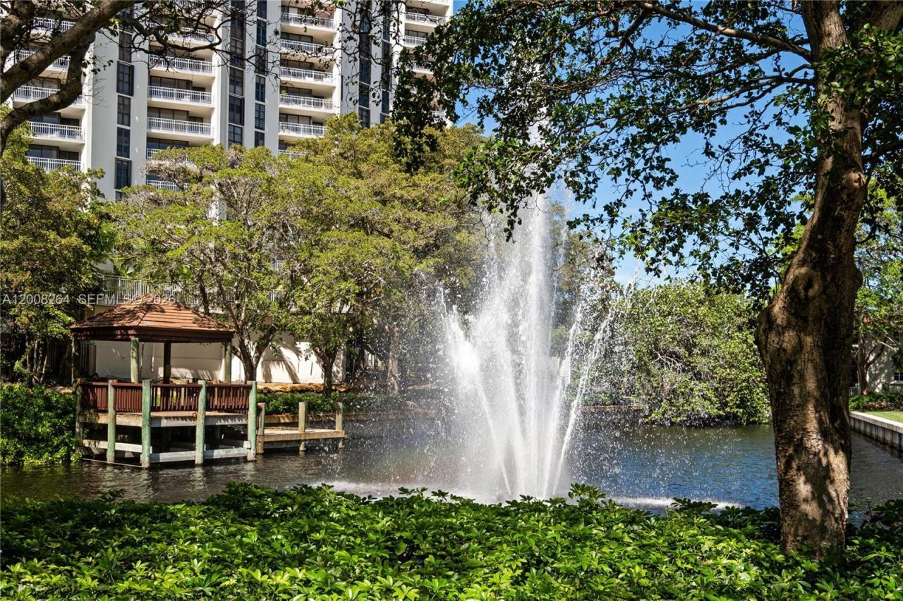 2000 Towerside Ter , Unit 1506, Miami, FL 33138 Photo