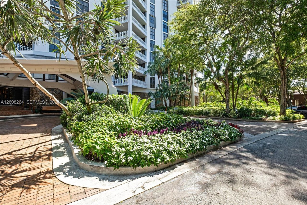 2000 Towerside Ter , Unit 1506, Miami, FL 33138 Photo