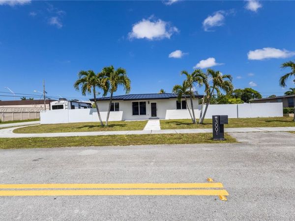 3001 SW 35th Ave , Unit front, West Park, FL 33023