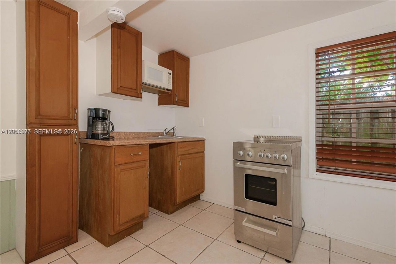 1611 Fletcher St , Unit 2, Hollywood, FL 33020 Photo
