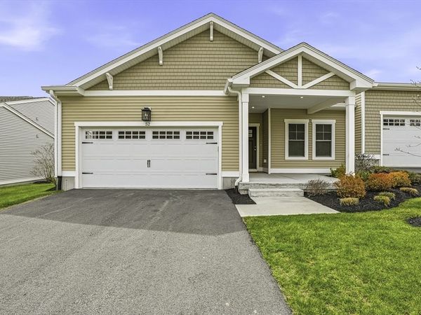 52 Logans Run, Unit 52, Millbury, MA 01527