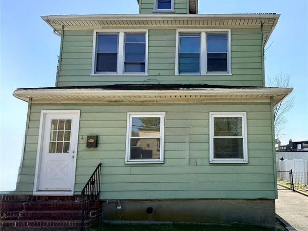 4 Davis Avenue, Port Washington, NY 11050