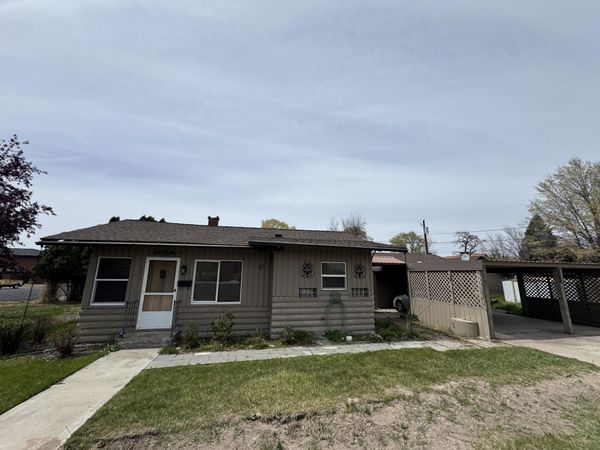 221 NE Idlewood Street, Prineville, OR 97754