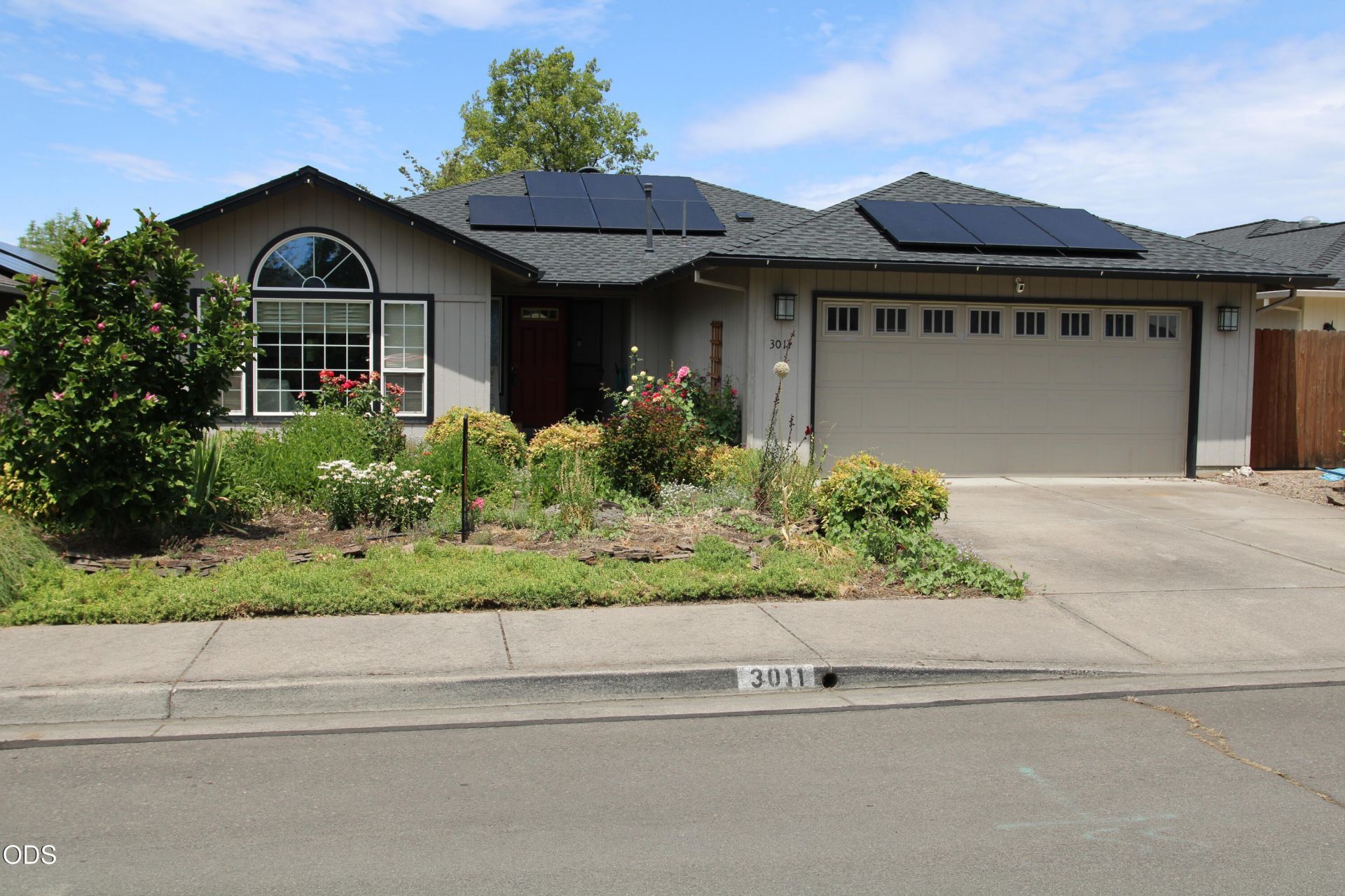 3011 Edgewood Drive Medford, OR 97504
