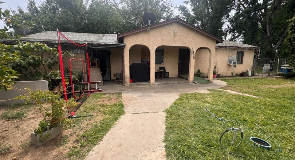 2536 Parkdale Dr, Modesto, CA 95358 Photo