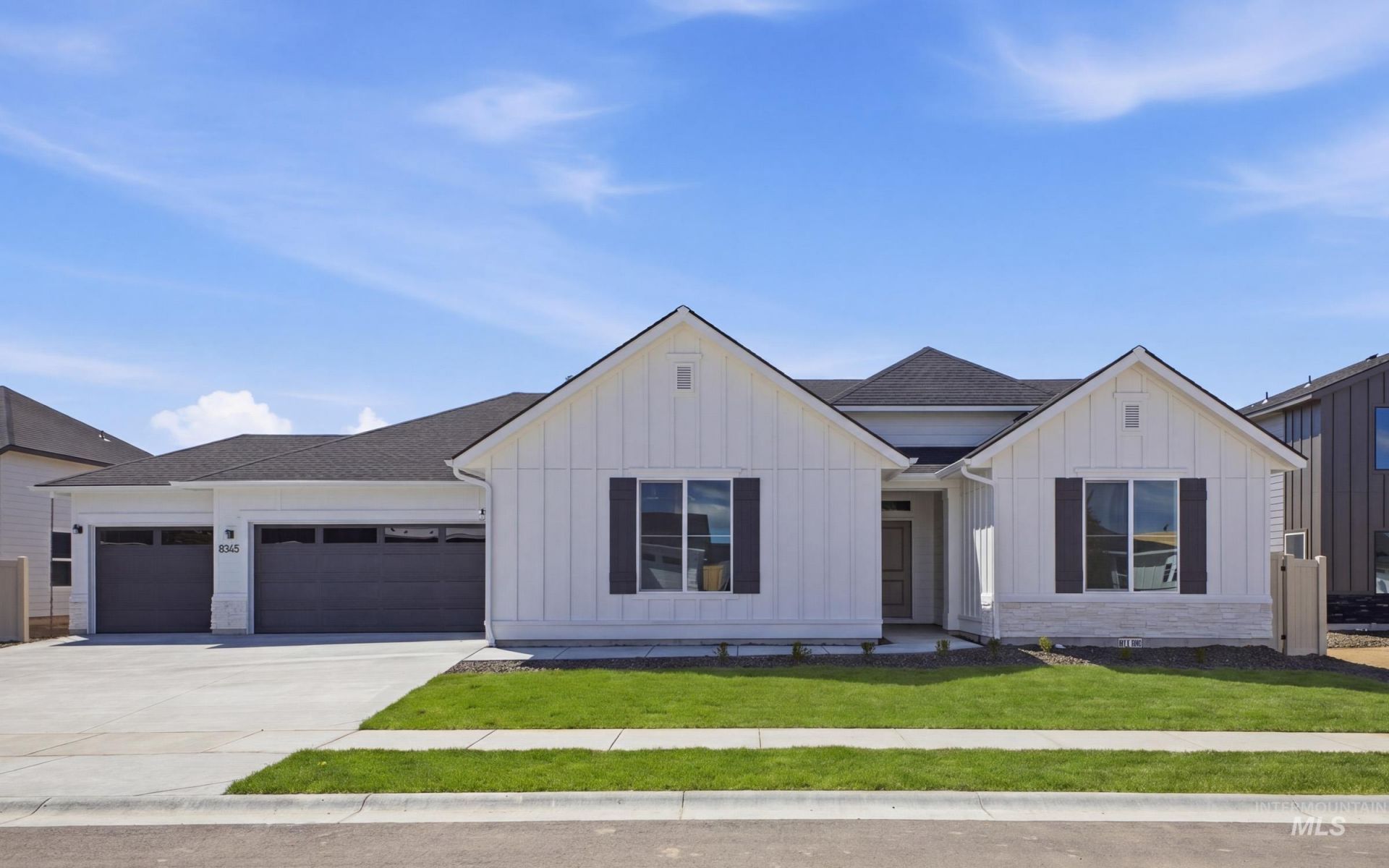 8345 E Cool River Lp, Nampa, ID 83687 Main Photo