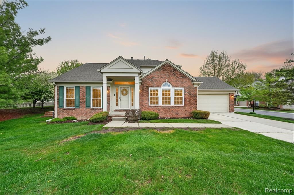 3954 Ravensfield Drive , Canton, MI 48188 Main Photo