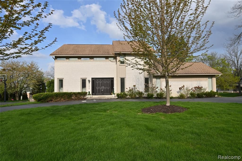 6020 Orchard Ridge Court, West Bloomfield Township, MI 48322 Main Photo